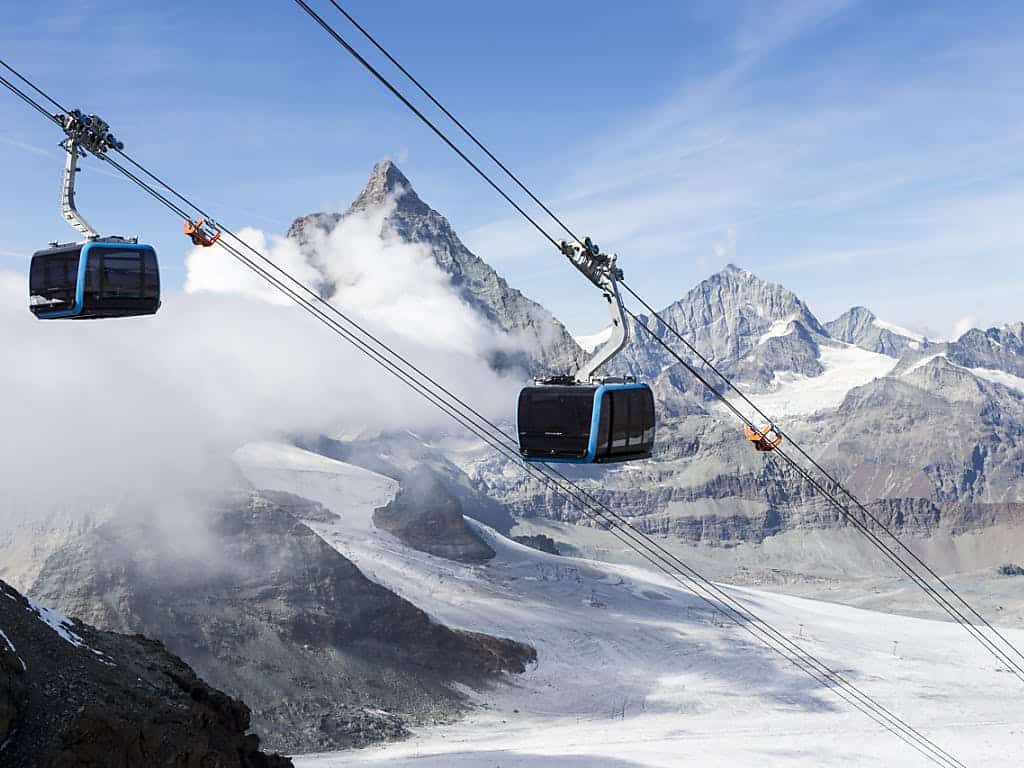 Cervinia Zermatt 3S gondola