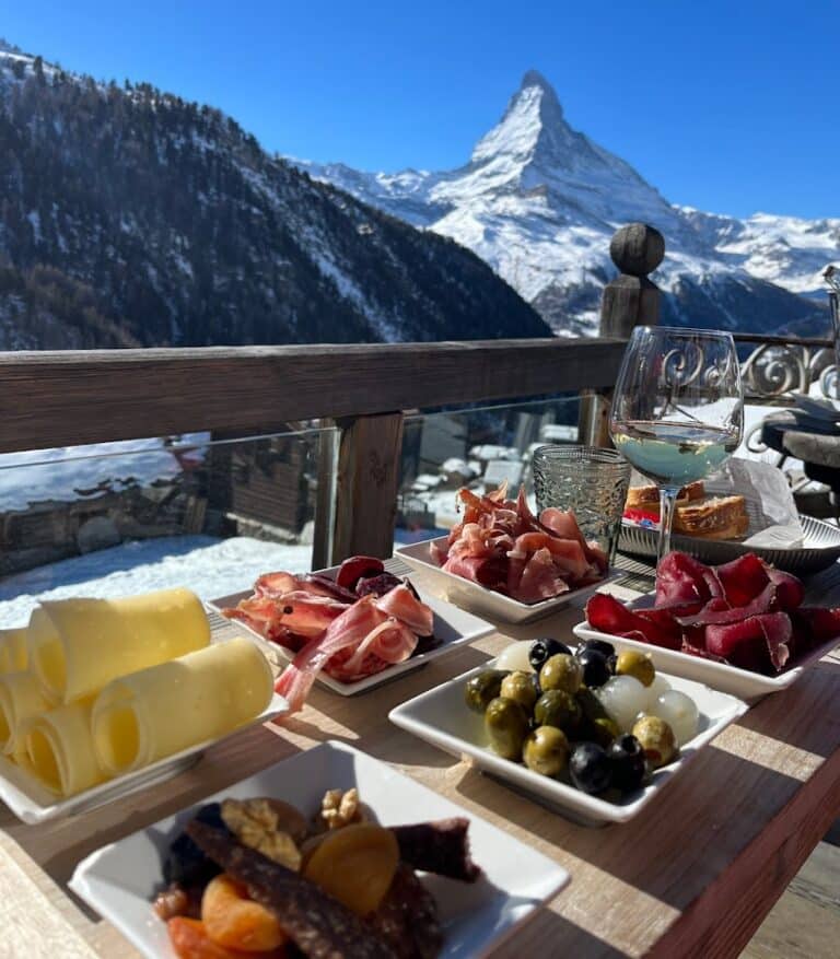 ski guiding with gourmet experience in cervinia and Zermatt