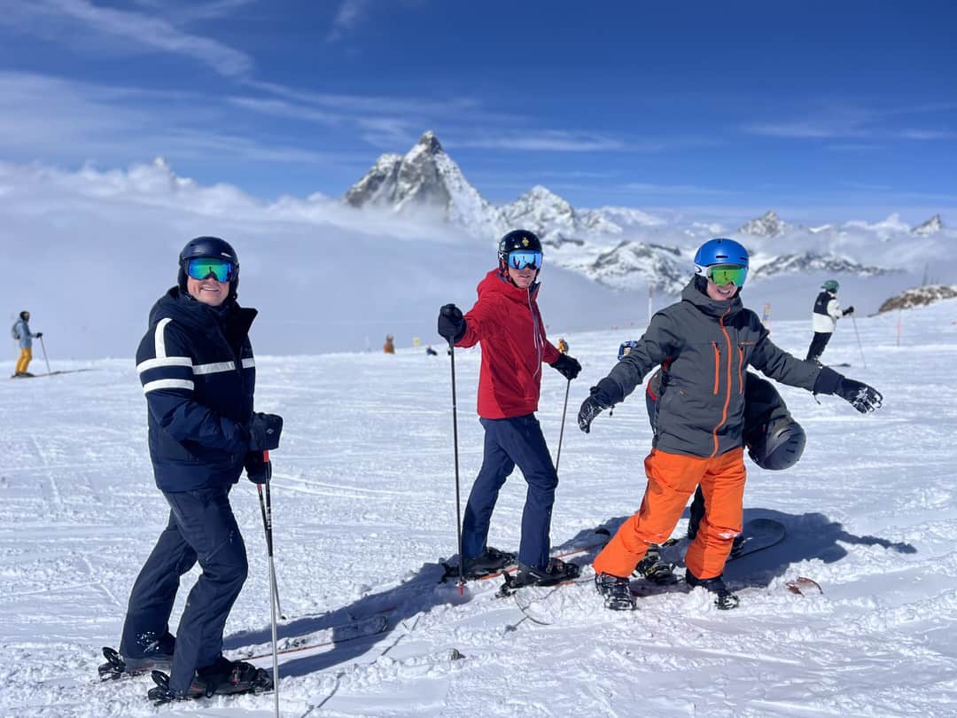 cours de ski en famille &agrave; Cervinia
