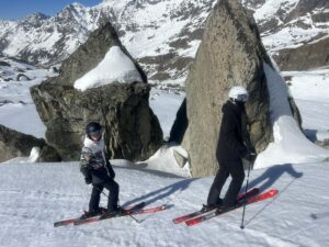 ski lessons for families in champoluc